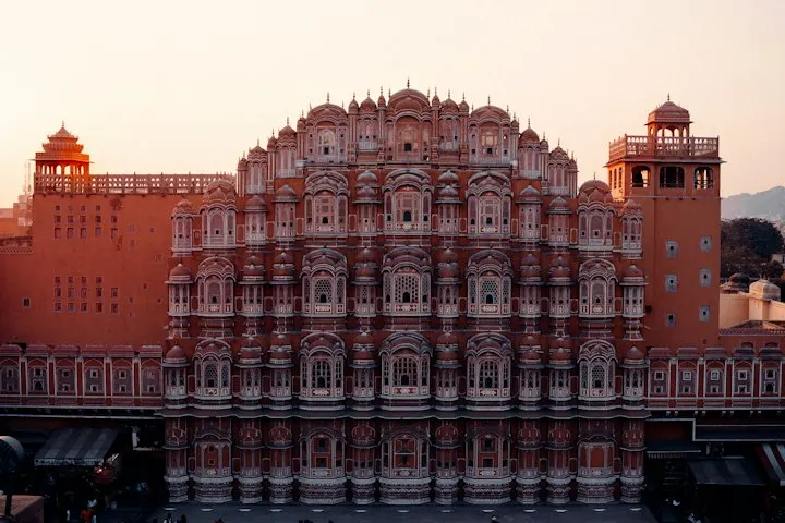 Amber Fort and Jaipur City Palace Tour by OYG Holidays