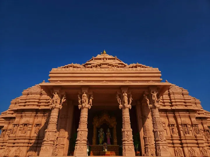 Sarnath and Ayodhya Ram Mandir Day Trip by OYG Holidays