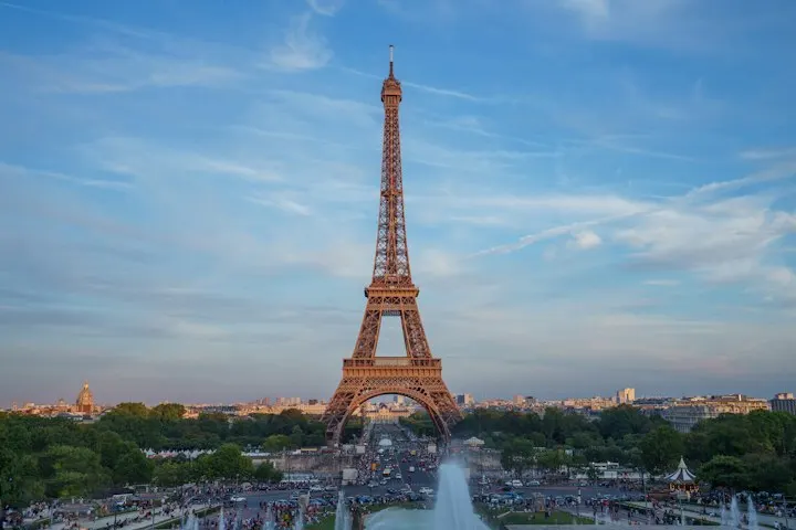 Eiffel tower, Paris Eiffel Tower: France holiday packages by OYG Holidays